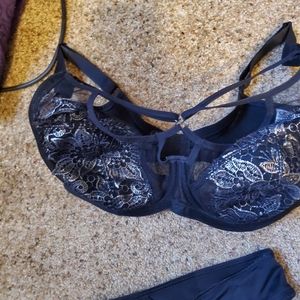 Nwt panties & bra w/o tag